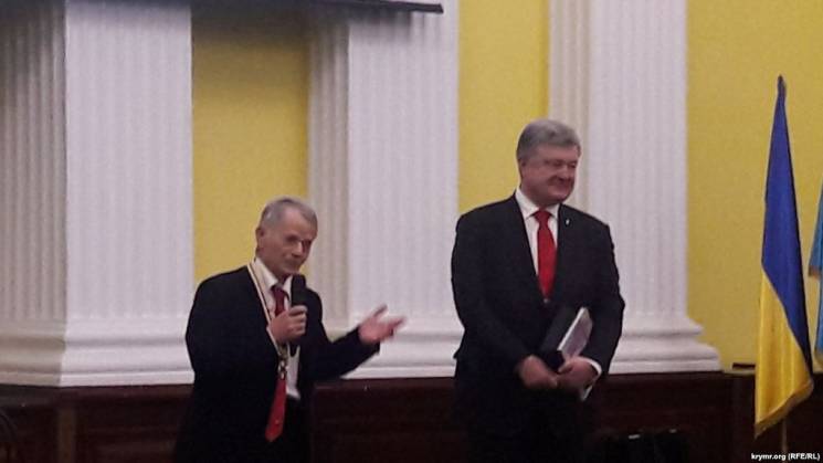 Президент України нагородив Мустафу Джем…