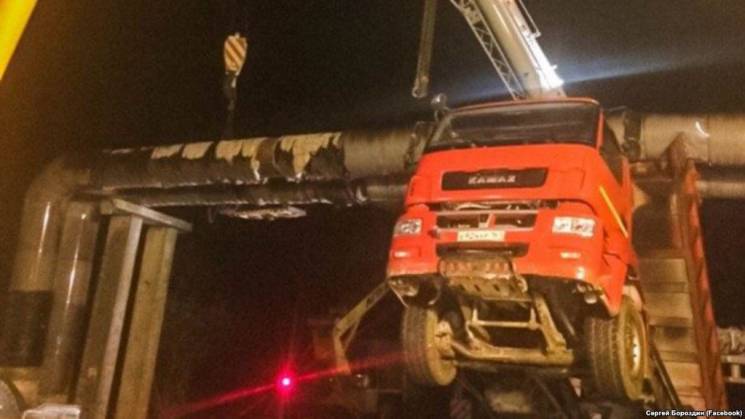 Вантажівка з будівництва Кримського мост…