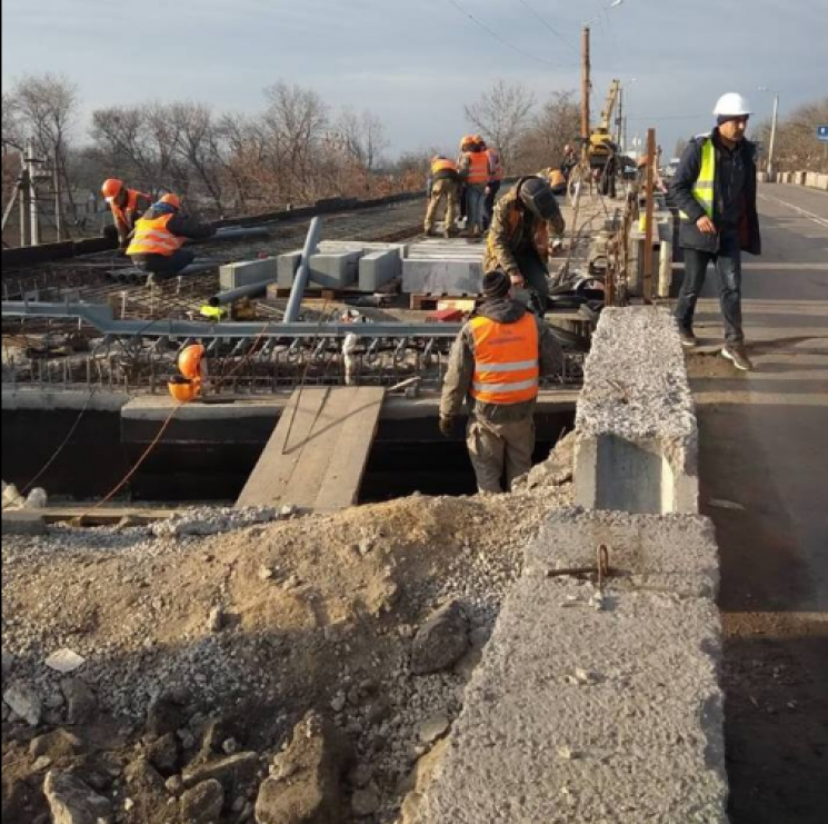 У Кропивницькому триває ремонт мосту на…