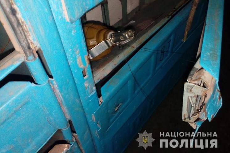 Житель тернополя обнаружил гранату в поч…