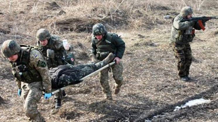 На Луганщині обстрілом "ЛНР" поранено ві…