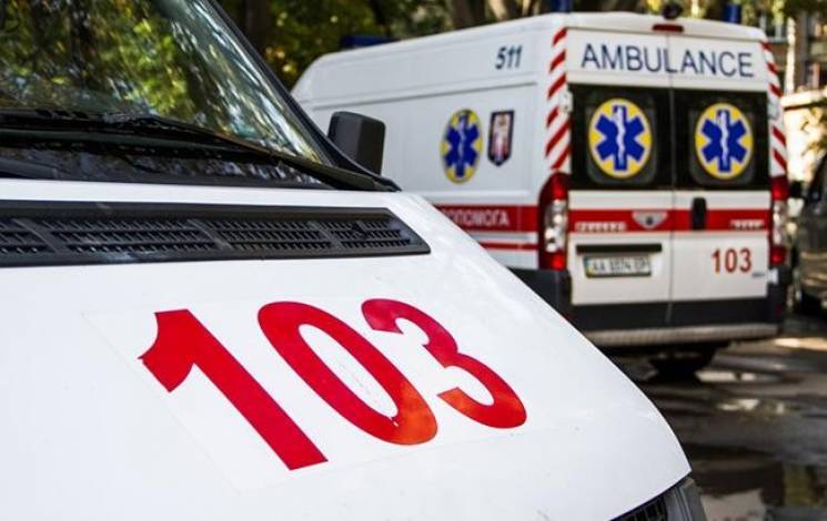 У Вінницькому районі "ВАЗ 2109" врізався…