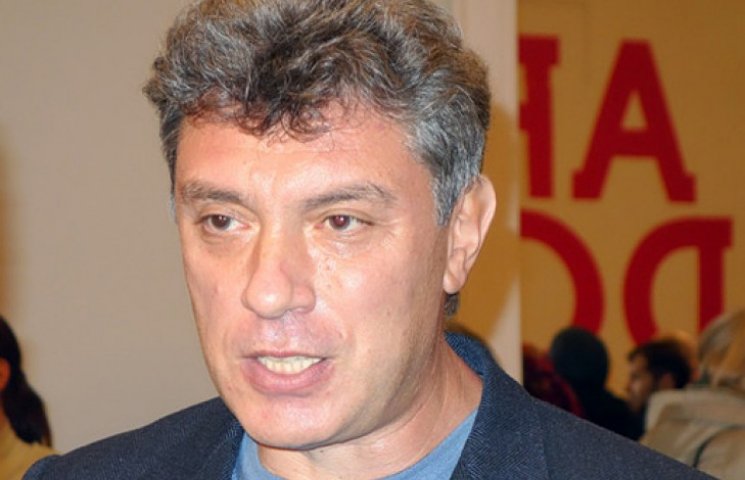 На Немцова подали в суд за «е...нутого П…
