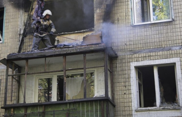 У Донецьку за добу зруйновані більше 10…