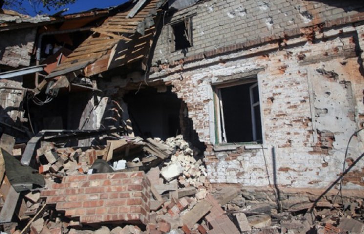 Боевики обстреляли дома в Никишино и шту…