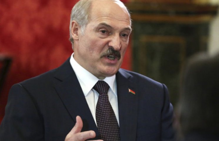 Лукашенко пообіцяв допомогти українцям,…