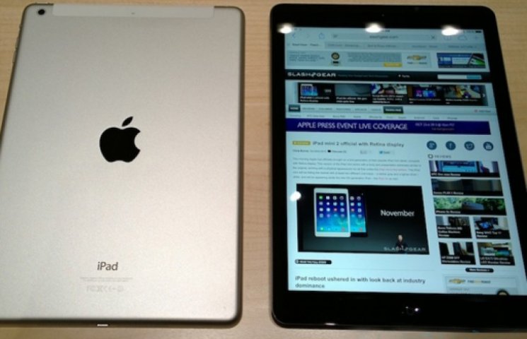 Apple представила надтонкий планшет iPad…