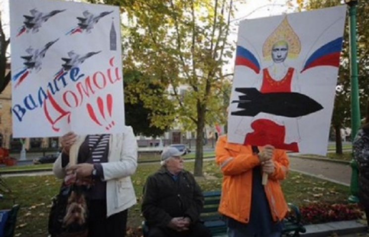 Белорусы устроили "Народный сход" против…