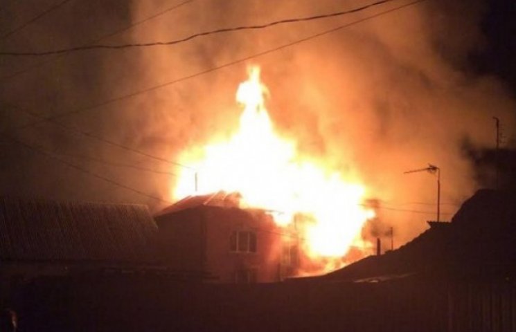 В Мукачево полностью сгорело имущество "…