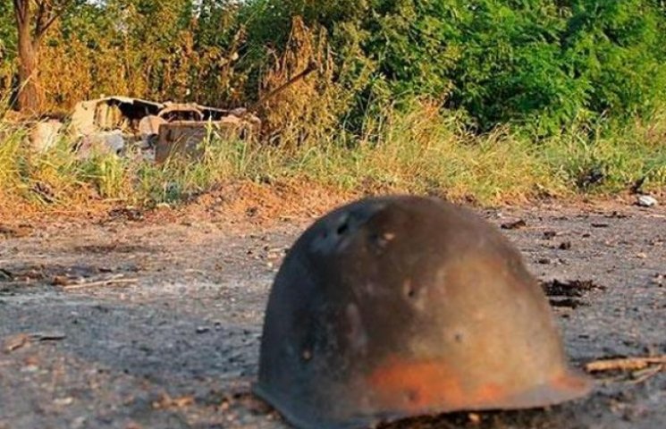 Под Донецком погиб воин АТО, двое ранены…