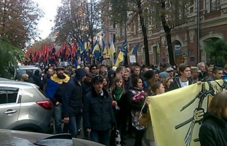 Как в Киеве проходит "Марш Героев" (ФОТО…