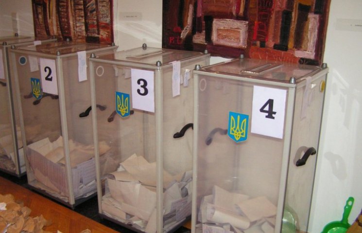 На Київщині ціле село голосувало без пас…