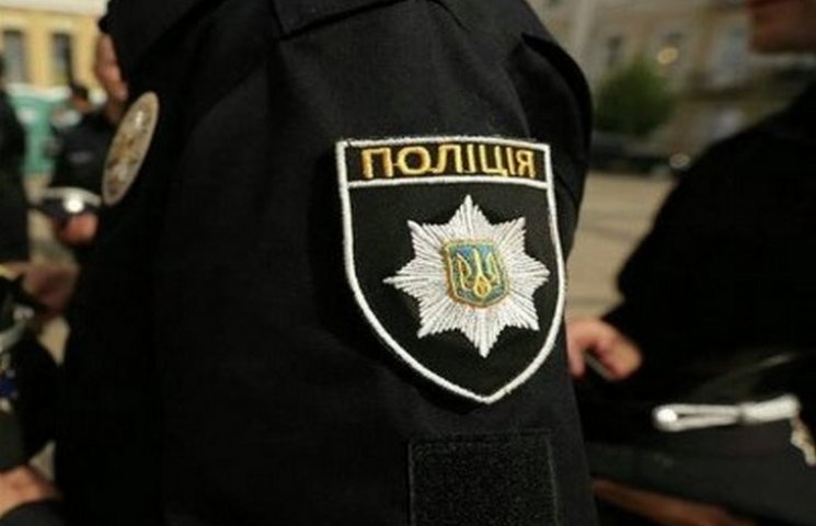 Патрульного поліцейського в Одесі звільн…