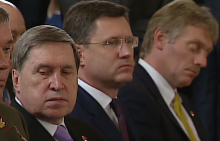 Як "балакуча голова" Кремля Пєсков спав…