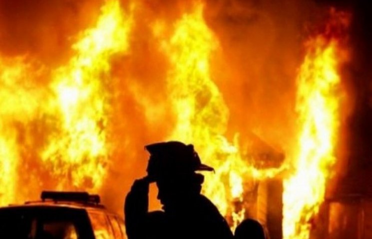 В Одесі гасили пожежу на одному з заводі…