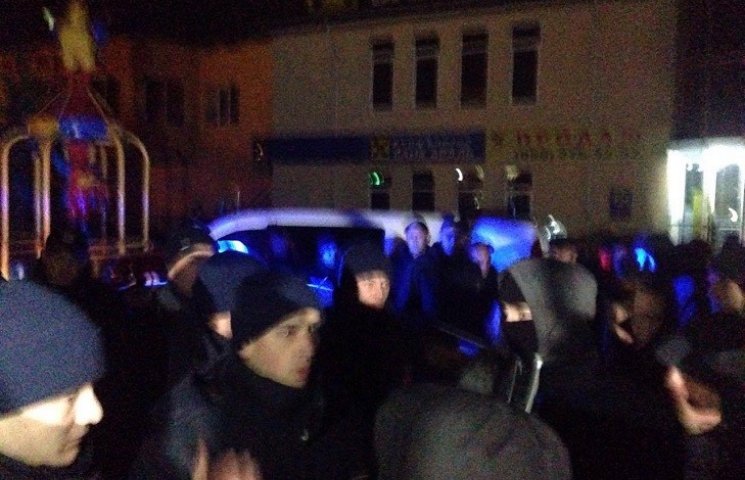 У Хмельницькому затримали активістів, як…