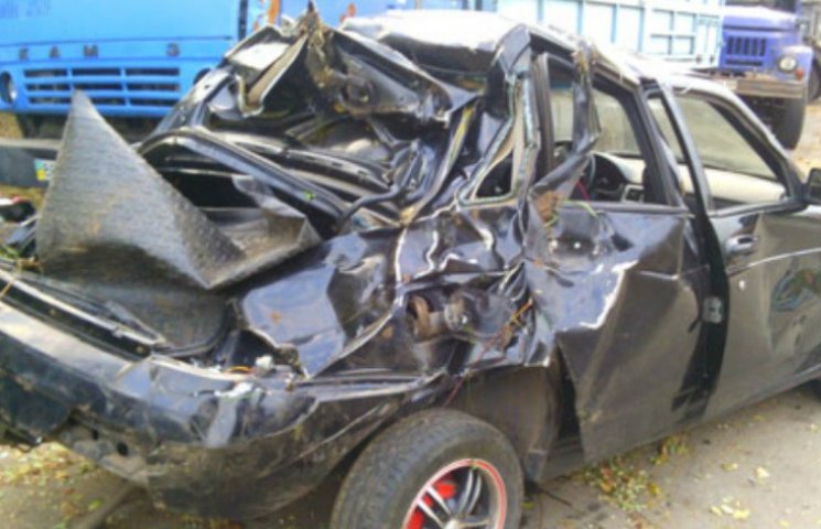 В ДТП на Полтавщині водій вщент розбив а…