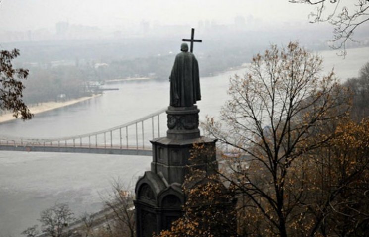 В Киеве мечтают о мосте от Владимирской…