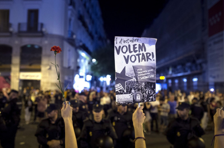 Референдум в Каталонии: Что пишет мирова…