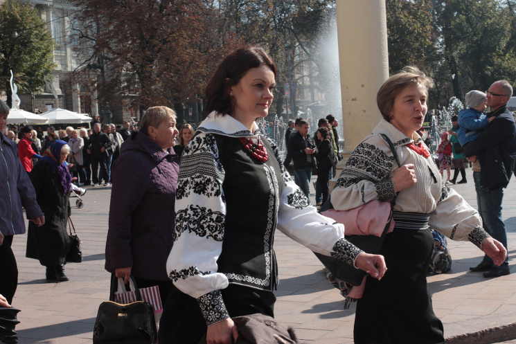 Як Львовом марширували "сторічні українк…