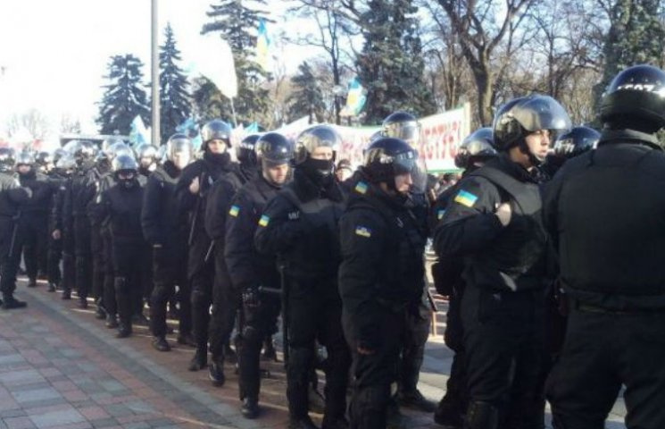 Депутатов в центре Киева будут охранять…