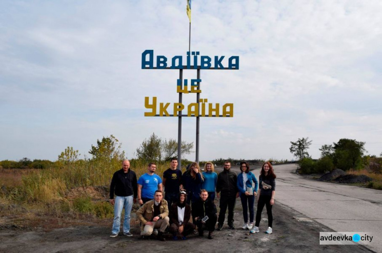 Волонтеры из 10 областей Украины начали…
