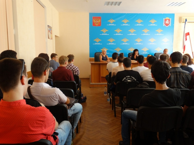 Кримських студентів попереджують про кри…