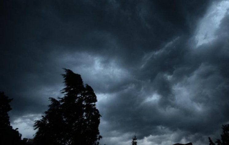 На Прикарпатті оголошено штормове попере…