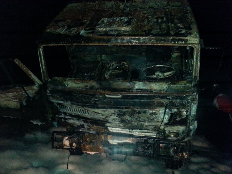 Під Миколаєвом спалахнула вантажівка із…
