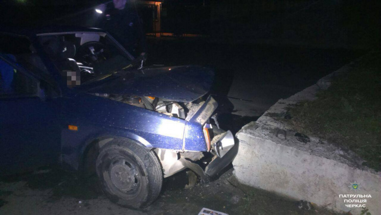 У Черкасах в ДТП загинув водій легковика…