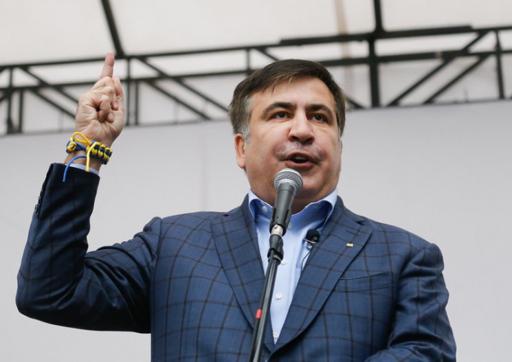 Зачем Саакашвили требует от Порошенко то…