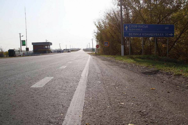 На Харківщині відбудовують дорогу на Сло…