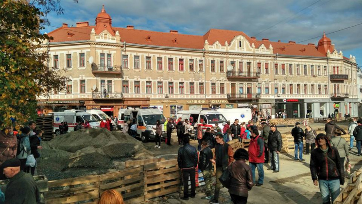 В Ужгороді зі школи евакуювали учнів чер…
