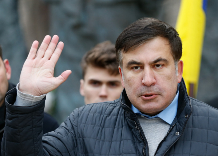 Палатка для "Михо": Почему Саакашвили мо…