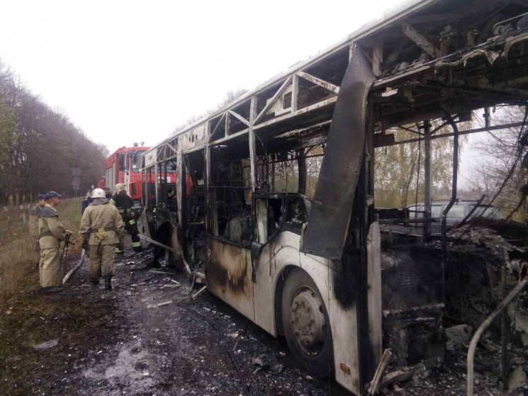 На Вінниччині загорівся автобус…