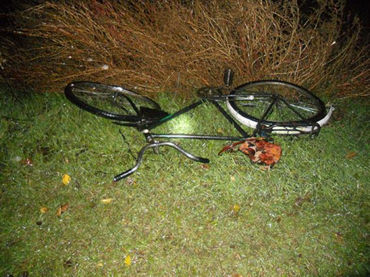 На Полтавщині водій легковика збив велос…