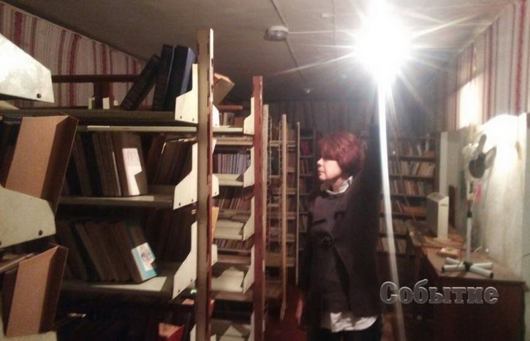 В Каменском библиотеку затопило кипятком…
