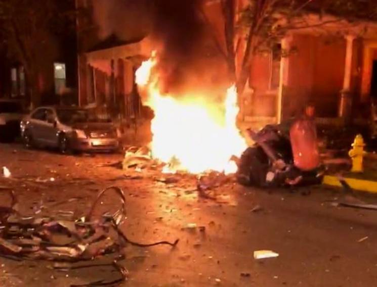 У США вибухнув автомобіль, убивши трьох…