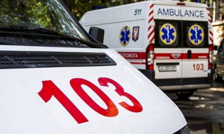 У Вінниці просто біля пацієнта померла м…