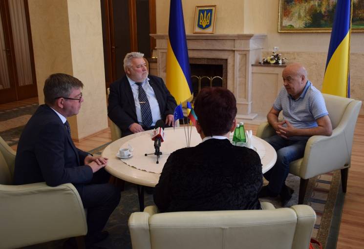 Москаль обсудил с послом Литовской Респу…