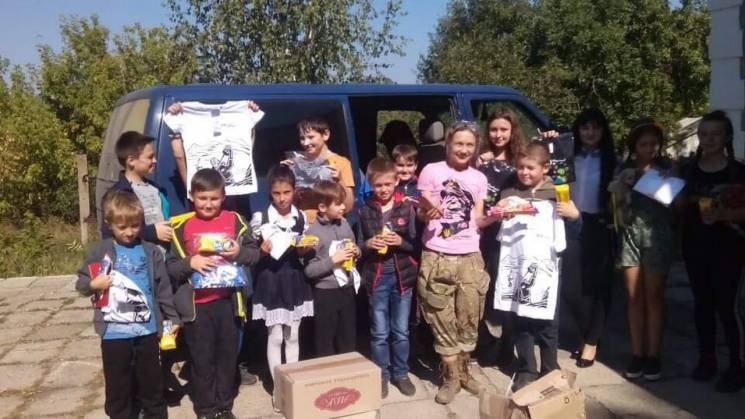 Волонтеры из Днипра привезли помощь детя…