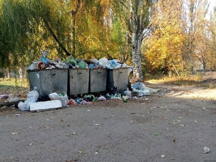 Місто на Дніпропетровщині потопає у сміт…