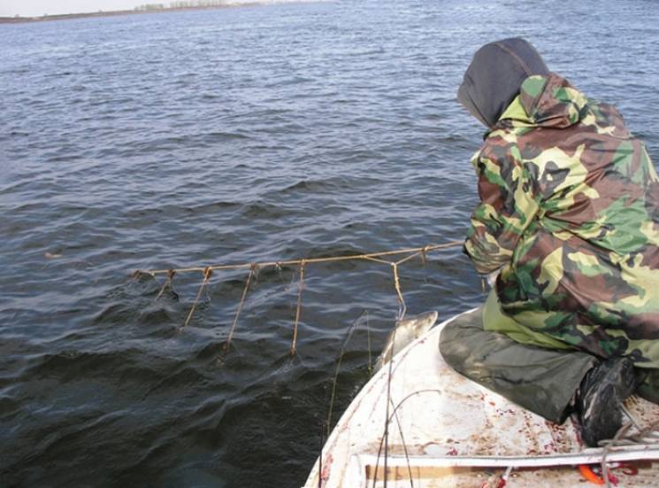 Запорізьких рибалок попередили про осінн…