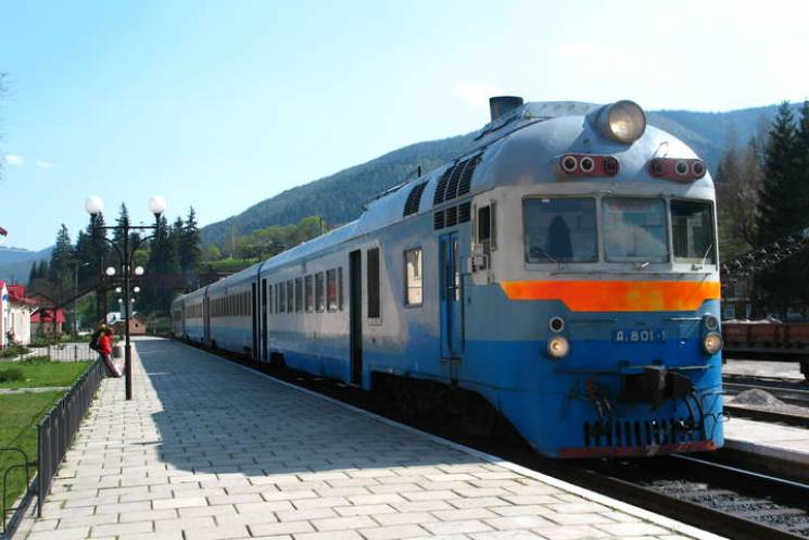 С ноября поезд "Львов - Мукачево" будет…