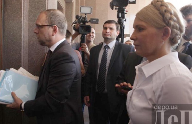 Тимошенко із соратниками довелося брати…