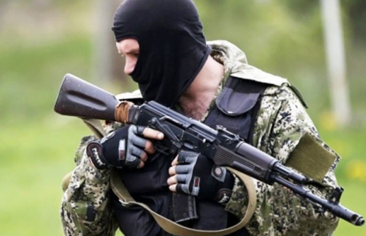 У Криму озброєні люди знову напали на Ме…