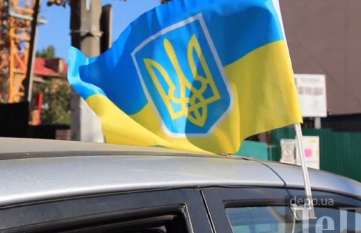 Який східняк не любить прапор України?…
