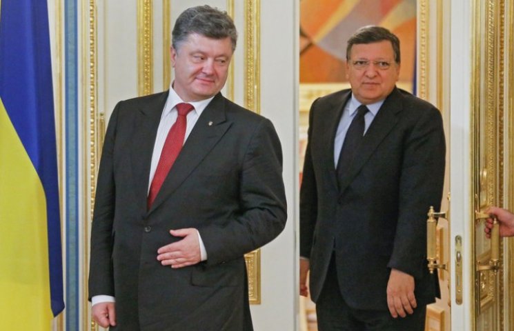 Порошенко и Баррозу скоро встретятся в Н…