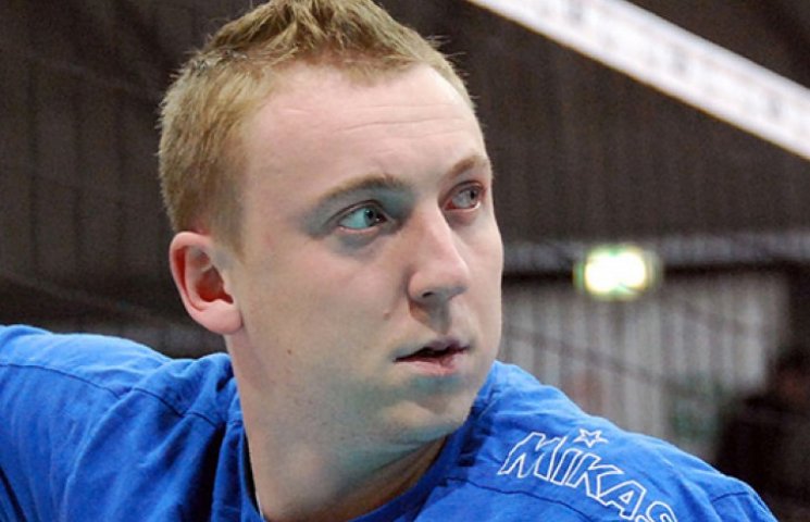Російського волейболіста покарають за пл…