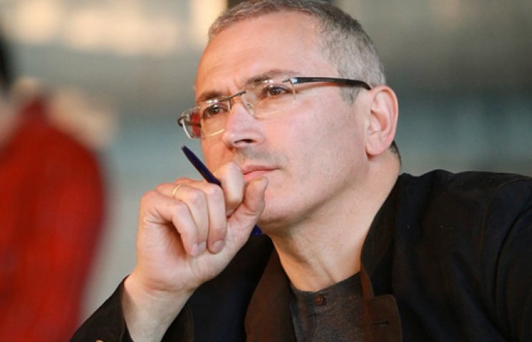 Ходорковському на 10 років заборонили ба…